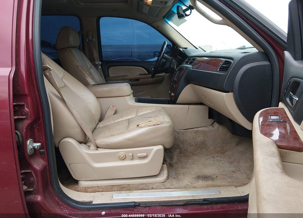 2007 CHEVROLET TAHOE LT VIN: 1GNFC13J77J351656