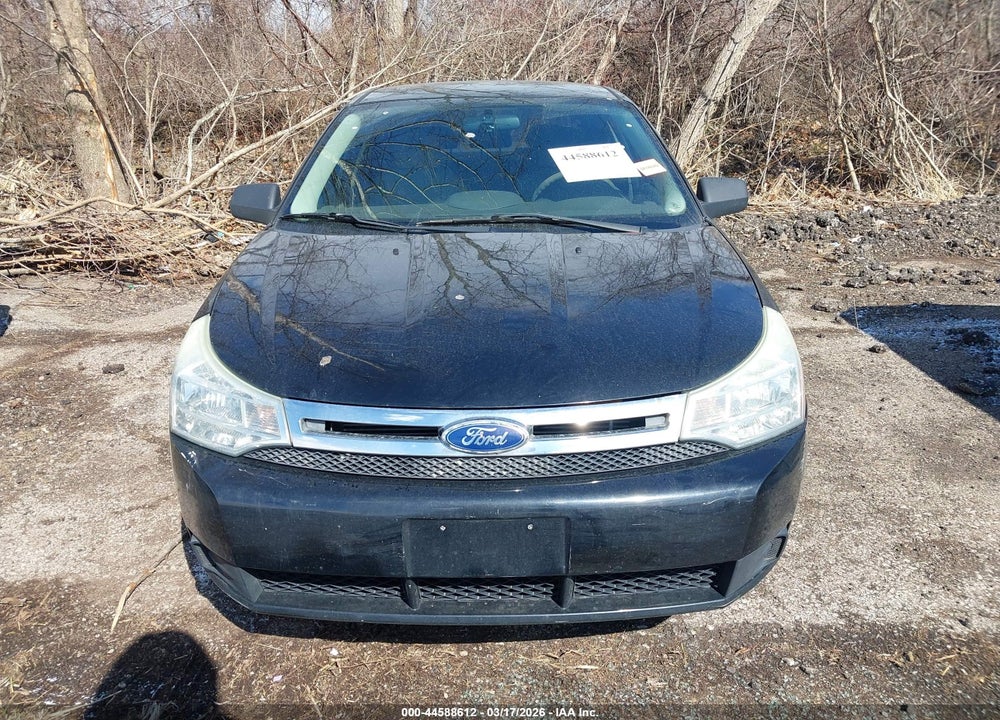2011 FORD FOCUS SE VIN: 1FAHP3FN1BW111083