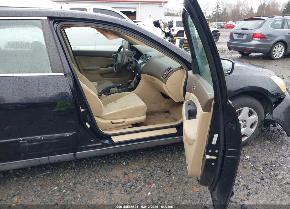 2006 HONDA ACCORD 2.4 LX VIN: 1HGCM56476A062945