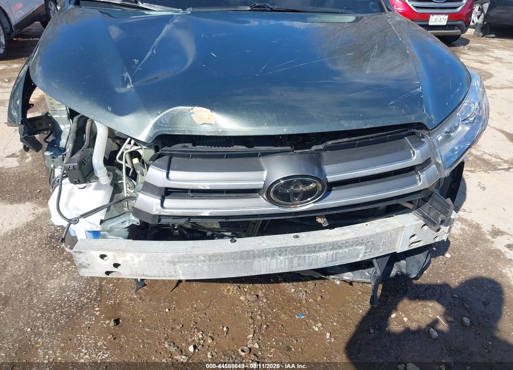 2017 TOYOTA HIGHLANDER XLE VIN: 5TDJZRFH3HS465134