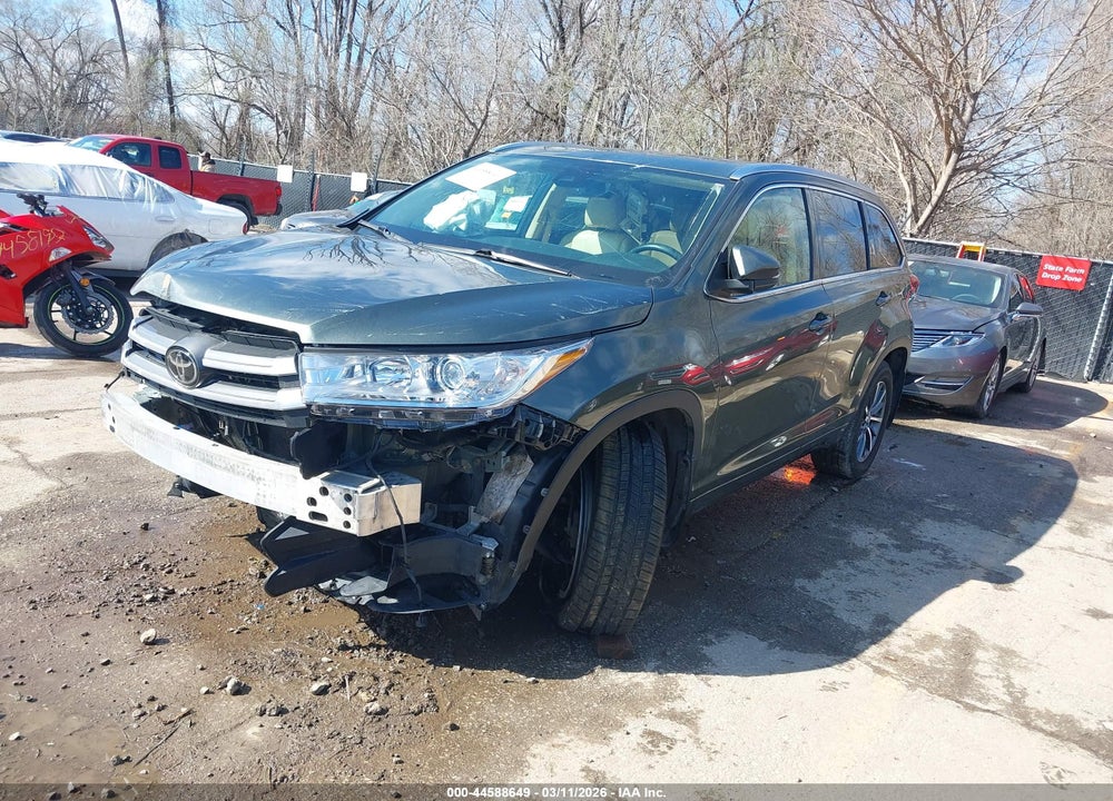 2017 TOYOTA HIGHLANDER XLE VIN: 5TDJZRFH3HS465134