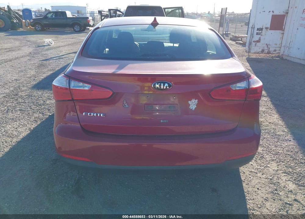 2016 KIA FORTE LX VIN: KNAFK4A68G5614089