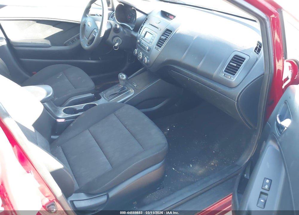 2016 KIA FORTE LX VIN: KNAFK4A68G5614089