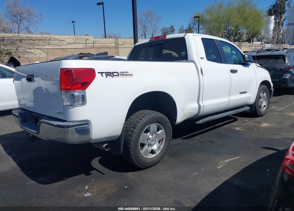2011 TOYOTA TUNDRA GRADE 4.6L V8 VIN: 5TFUM5F17BX021392