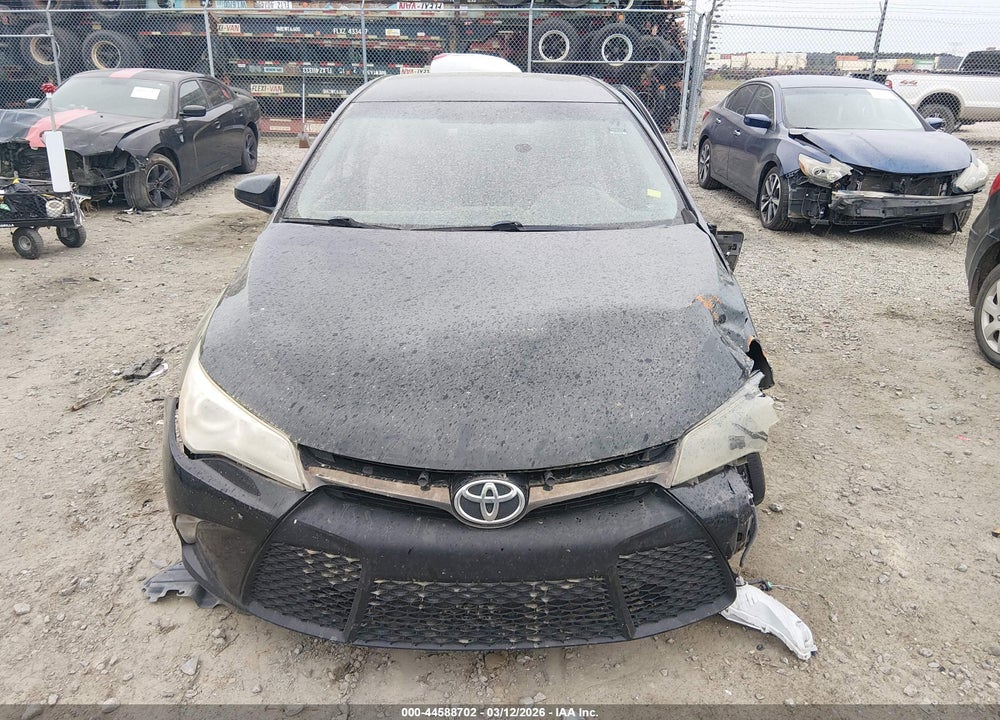 2015 TOYOTA CAMRY SE VIN: 4T1BF1FK6FU112269