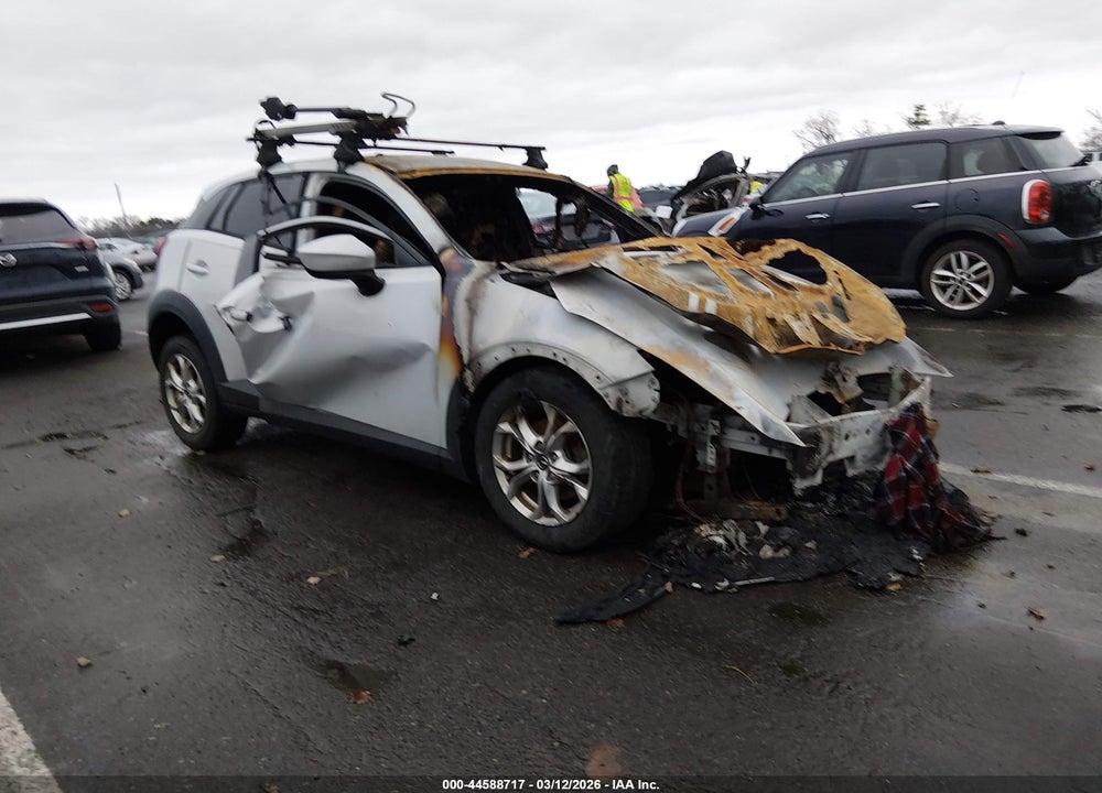2018 MAZDA CX-3 SPORT VIN: JM1DKFB79J0315650