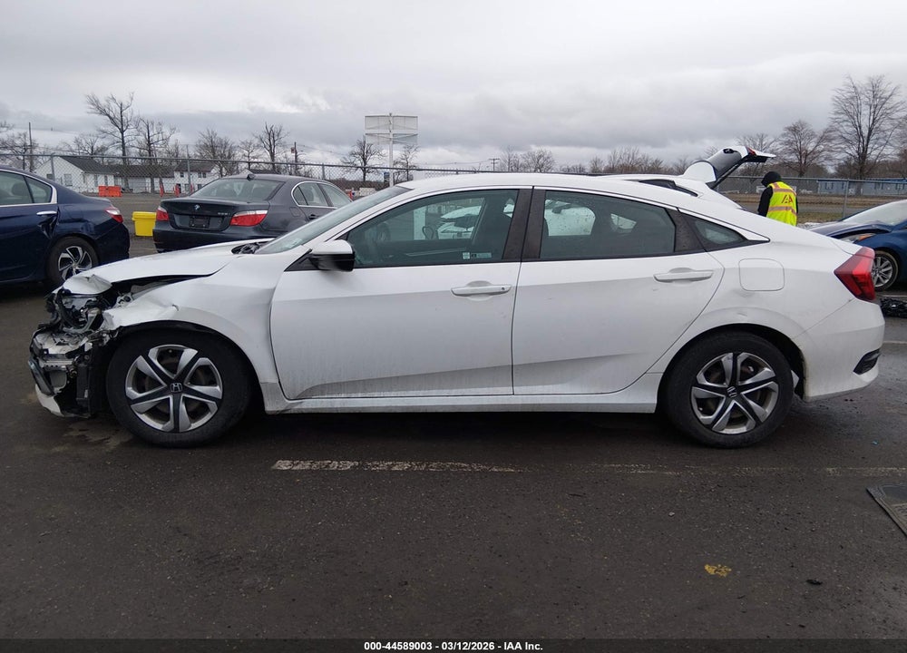 2019 HONDA CIVIC LX VIN: 2HGFC2F67KH516056