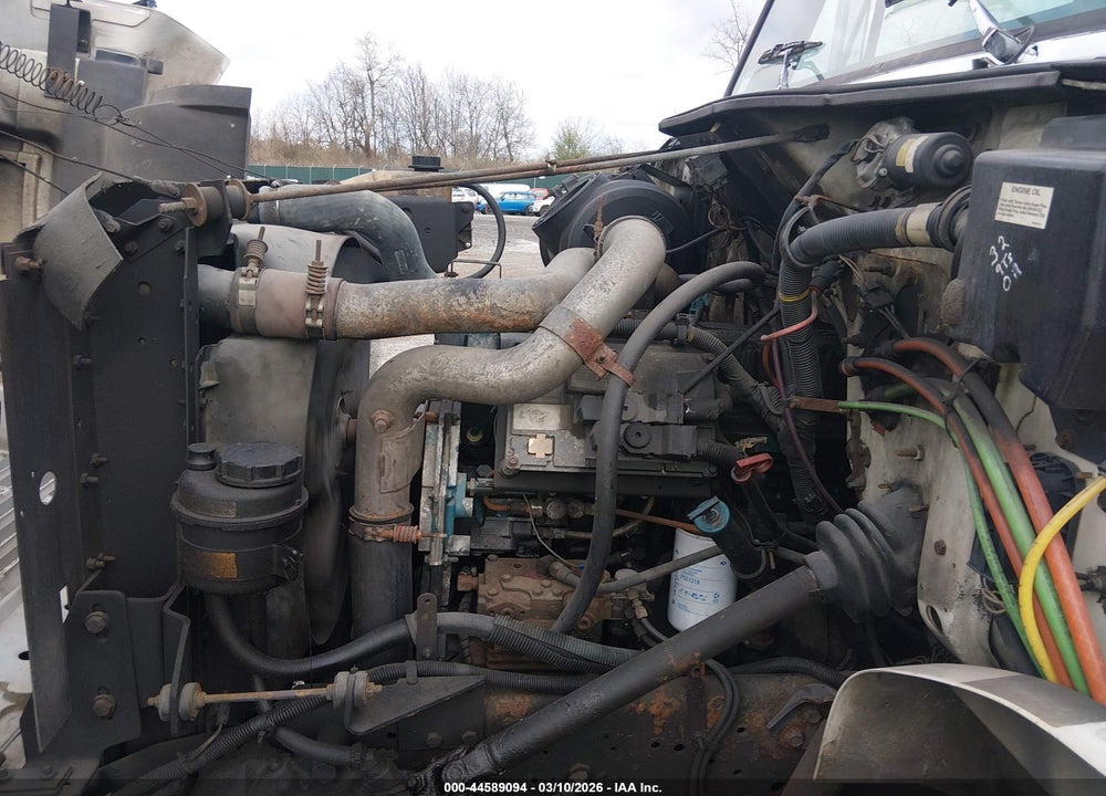 2000 INTERNATIONAL 4000 4900 VIN: 1HSSDAAN3YH249006