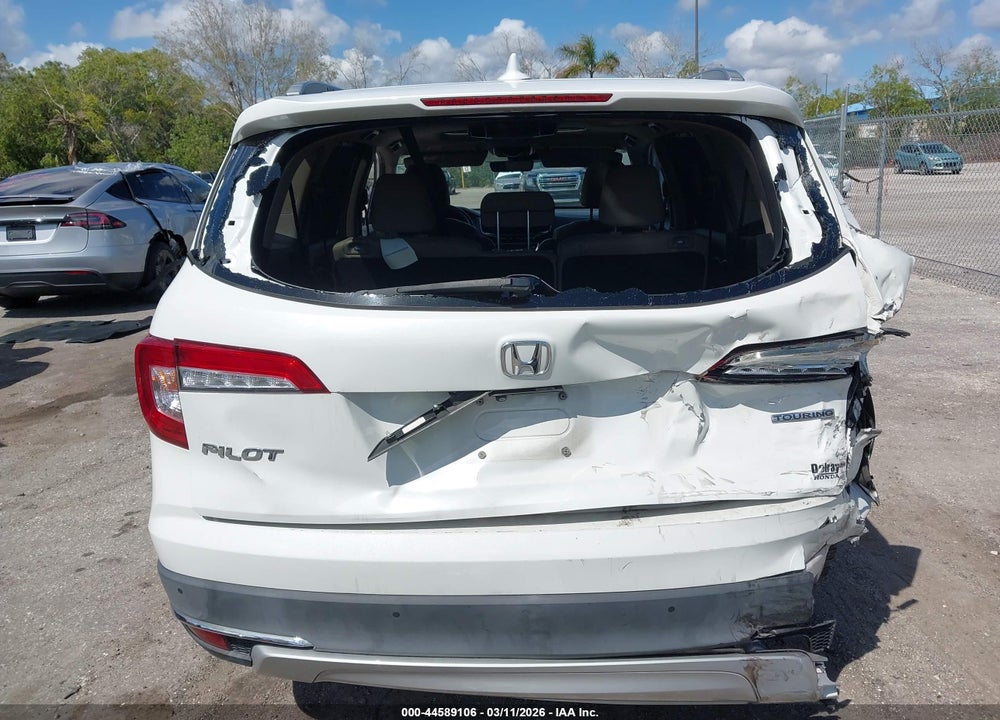 2020 HONDA PILOT 2WD TOURING 8 PASSENGER VIN: 5FNYF5H90LB017713