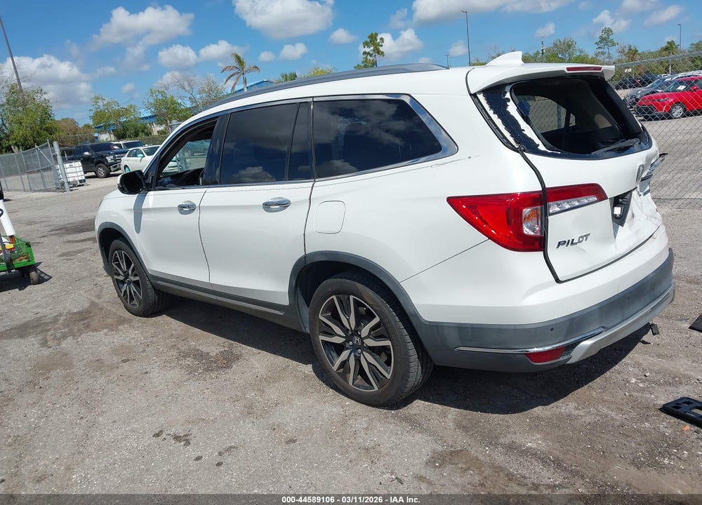 2020 HONDA PILOT 2WD TOURING 8 PASSENGER VIN: 5FNYF5H90LB017713