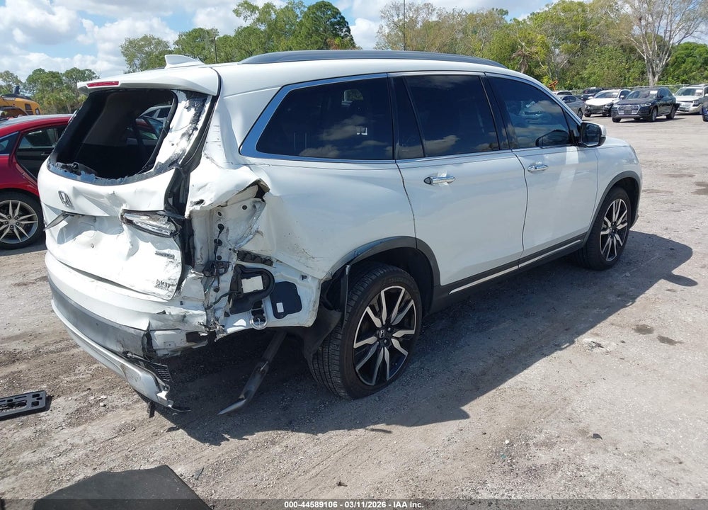 2020 HONDA PILOT 2WD TOURING 8 PASSENGER VIN: 5FNYF5H90LB017713