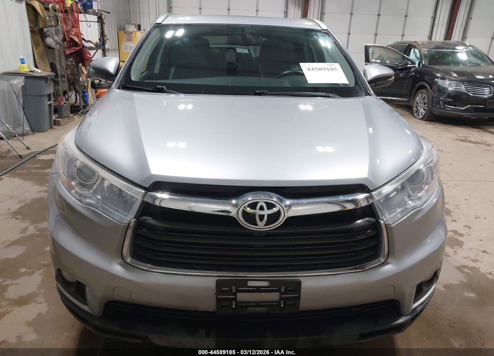 2015 TOYOTA HIGHLANDER XLE V6 VIN: 5TDJKRFH1FS090569