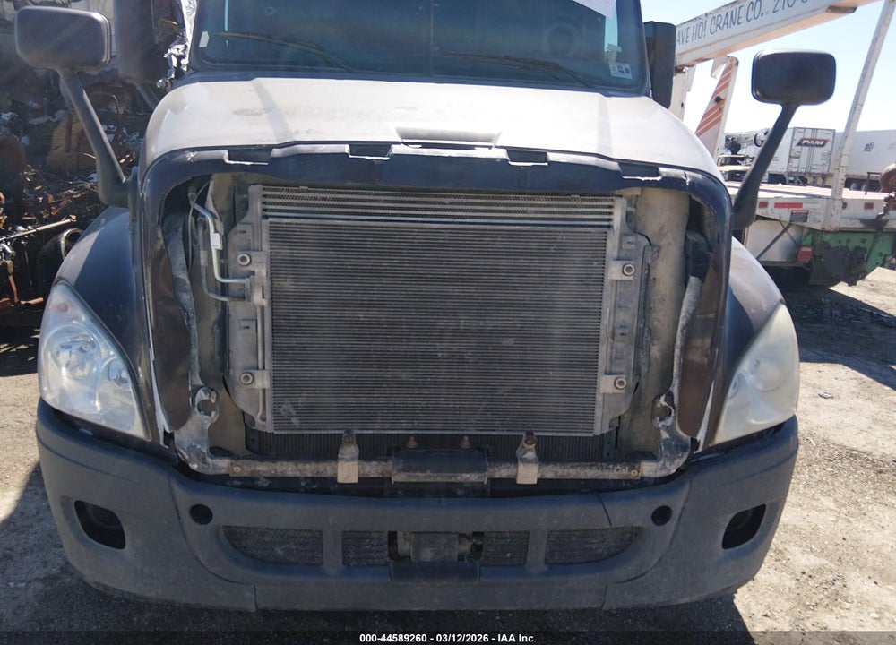 2014 FREIGHTLINER CASCADIA 125 VIN: 3AKJGLD53ESFN2444