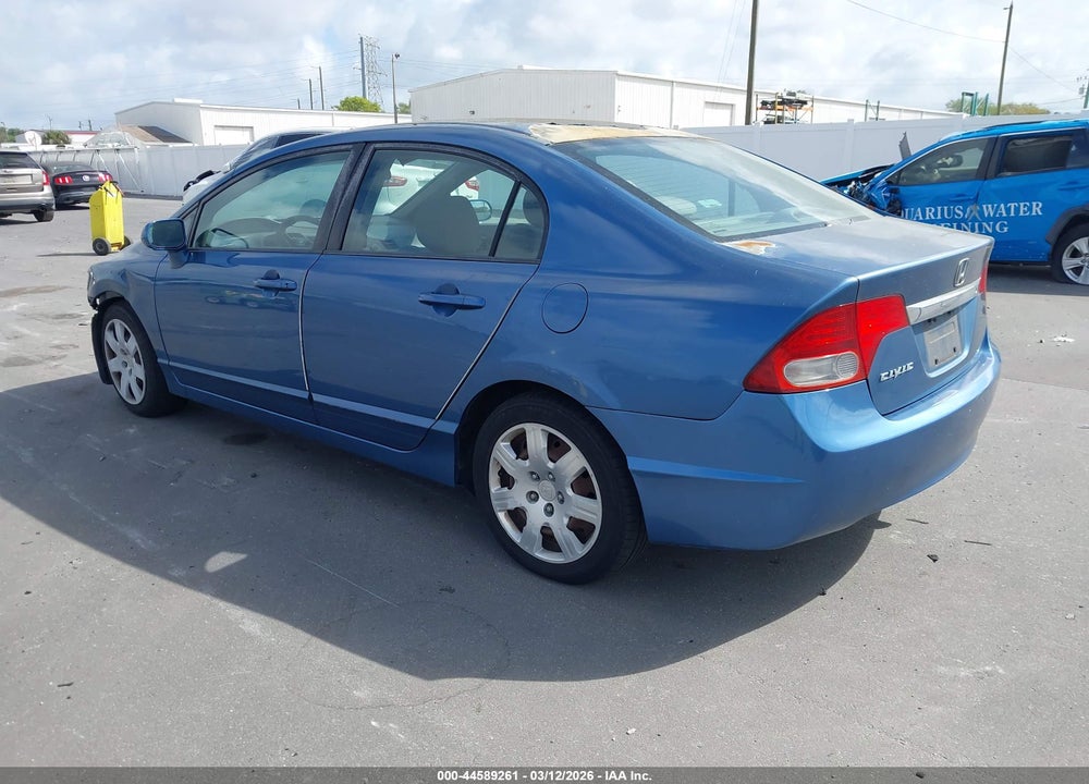 2010 HONDA CIVIC LX VIN: 2HGFA1F51AH322371