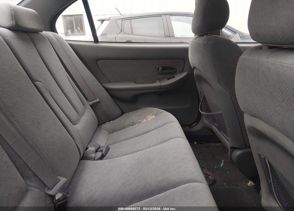 2005 HYUNDAI ELANTRA GLS/GT VIN: KMHDN46D45U113241