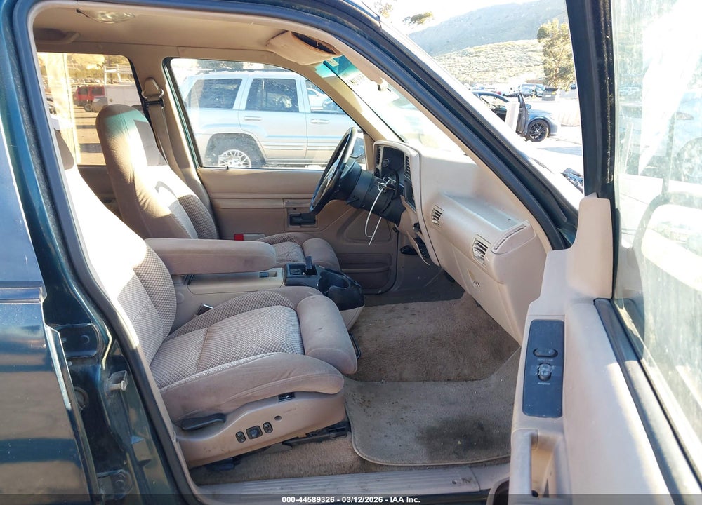 1993 FORD EXPLORER VIN: 1FMDU32XXPUB41125