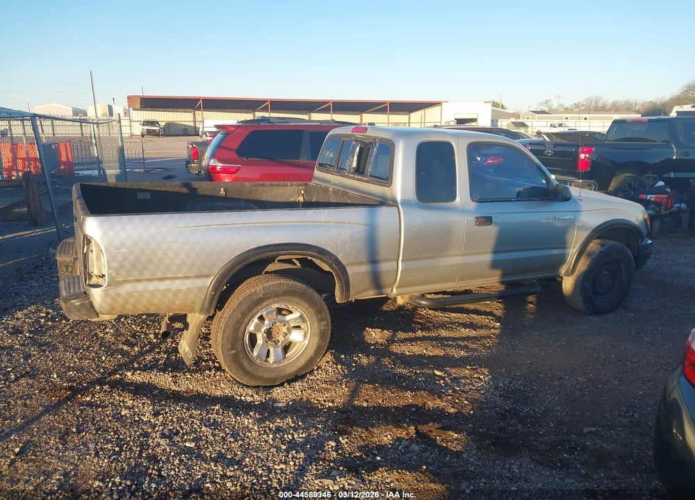 2000 TOYOTA TACOMA VIN: 4TAWM72NXYZ675132