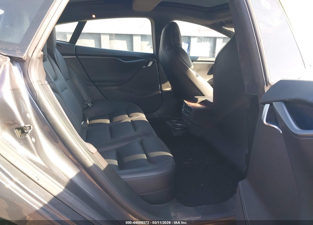 2018 TESLA MODEL S 100D/75D/P100D VIN: 5YJSA1E28JF272207