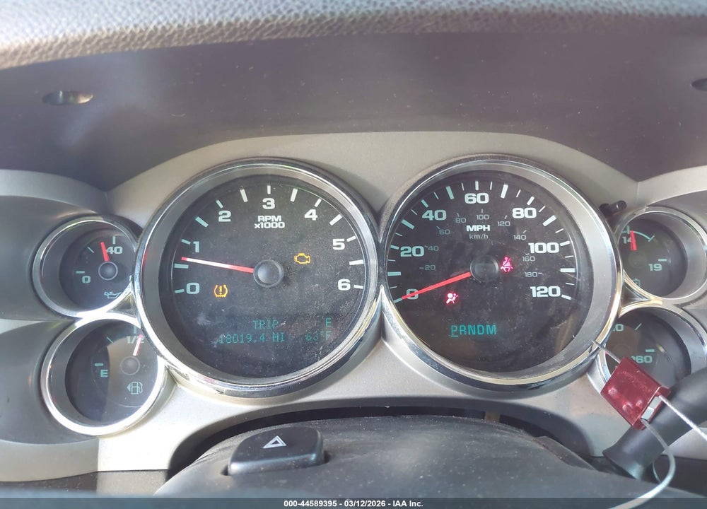 2013 CHEVROLET SILVERADO 1500 LT VIN: 1GCRCSE08DZ241888