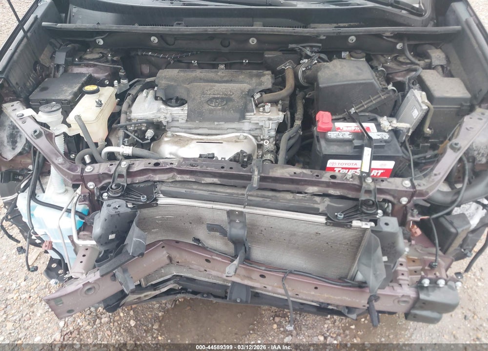 2018 TOYOTA RAV4 XLE VIN: 2T3WFREV8JW444337