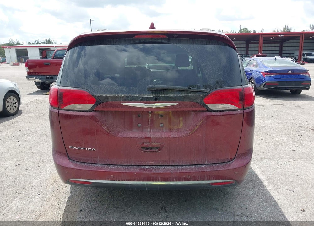 2017 CHRYSLER PACIFICA TOURING-L VIN: 2C4RC1BG4HR509203