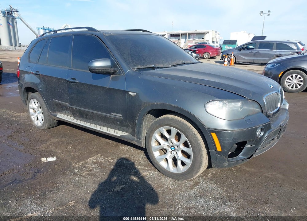 2011 BMW X5 XDRIVE35I/XDRIVE35I PREMIUM/XDRIVE35I SPORT ACTIVITY VIN: 5UXZV4C53BL400349