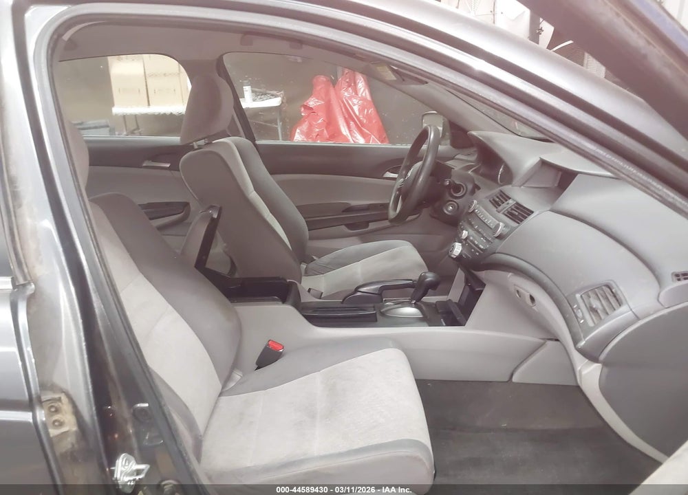 2010 HONDA ACCORD 2.4 LX-P VIN: 1HGCP2F47AA186874