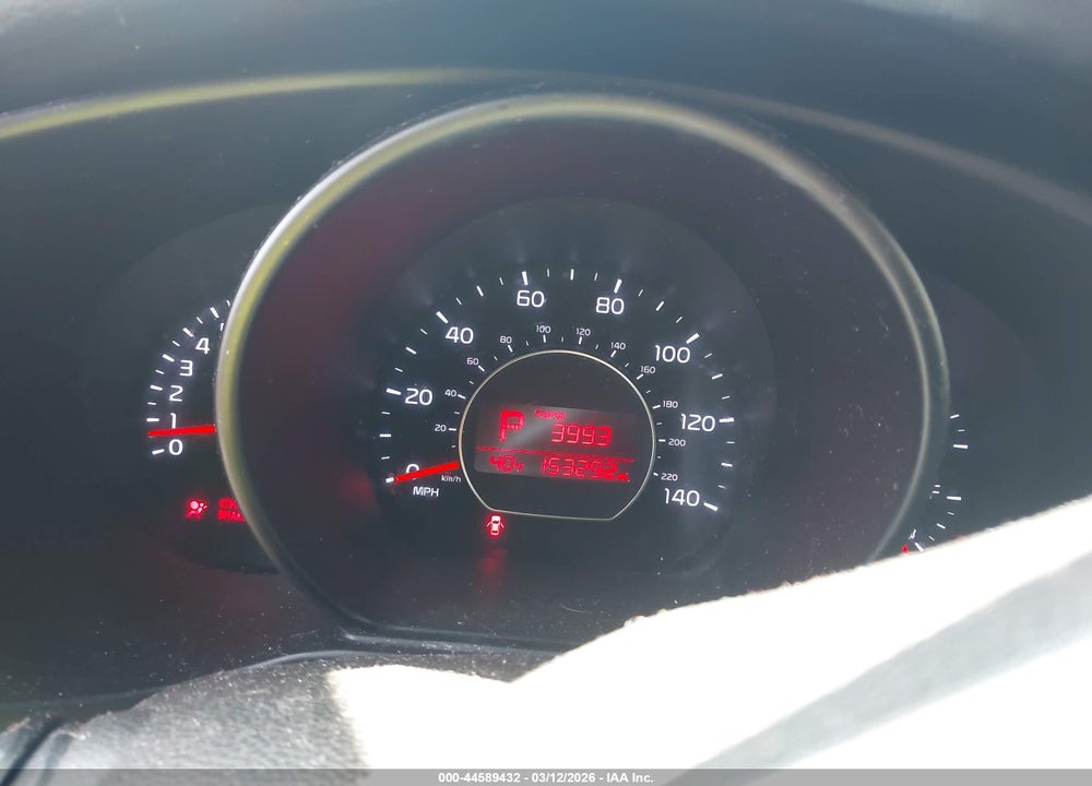 2015 KIA SOUL + VIN: KNDJP3A5XF7155280