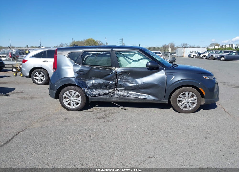 2020 KIA SOUL LX VIN: KNDJ23AU6L7012280