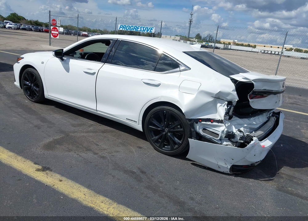 2022 LEXUS ES 300H F SPORT VIN: 58AGA1C10NU014958