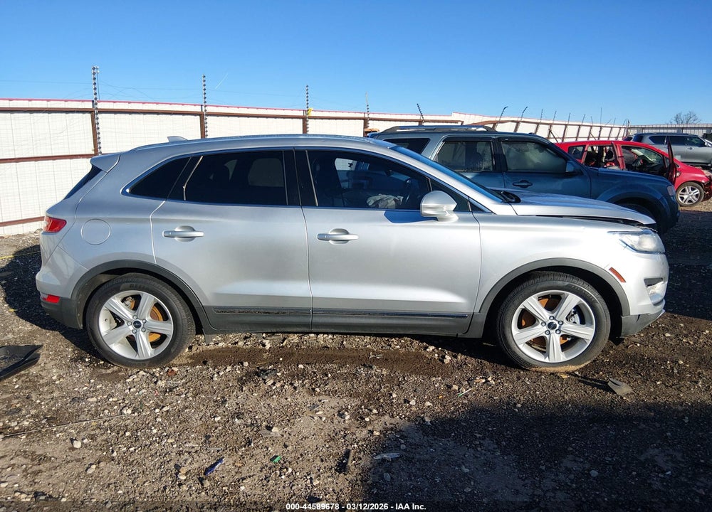 2015 LINCOLN MKC VIN: 5LMCJ1A93FUJ27526