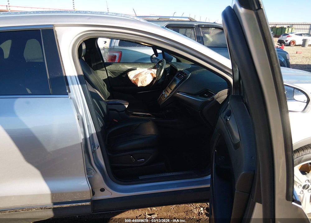 2015 LINCOLN MKC VIN: 5LMCJ1A93FUJ27526