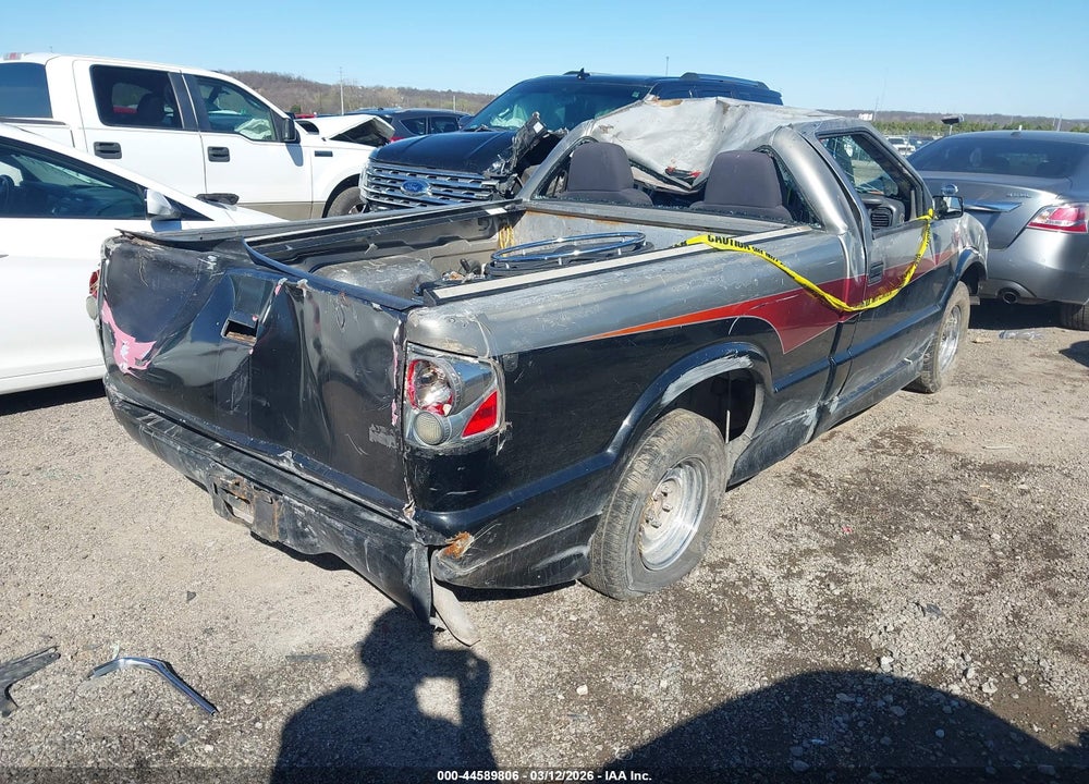 1999 CHEVROLET S-10 LS VIN: 1GCCS1444X8184851