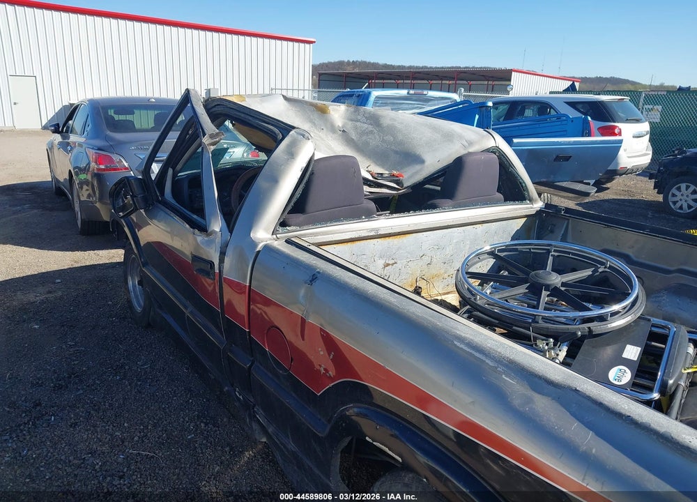 1999 CHEVROLET S-10 LS VIN: 1GCCS1444X8184851