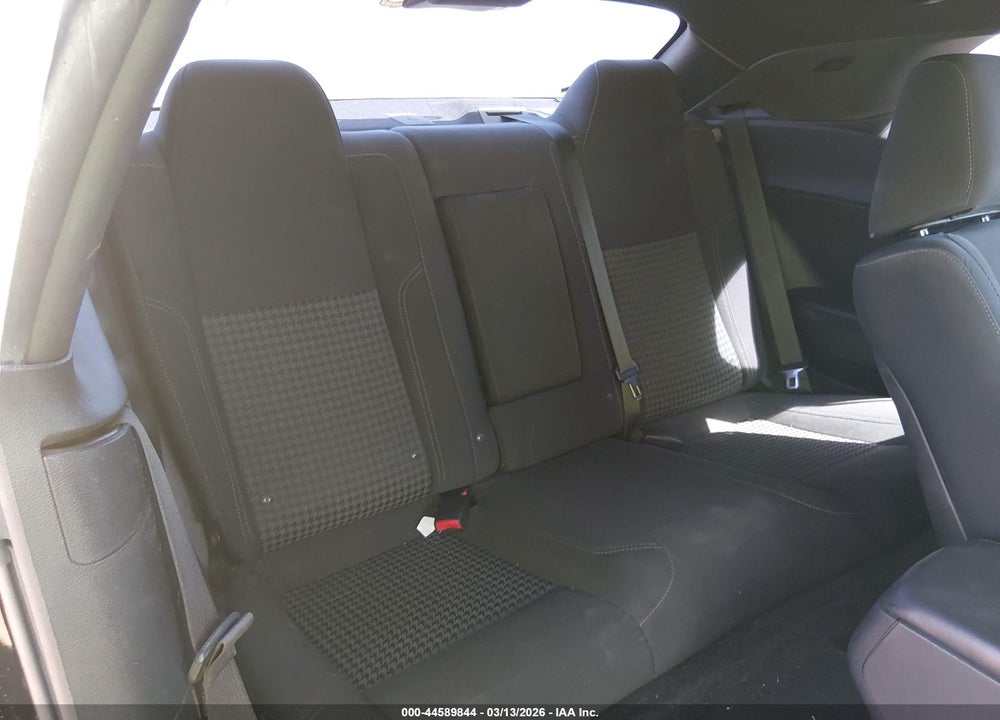 2015 DODGE CHALLENGER SXT VIN: 2C3CDZAG4FH865208