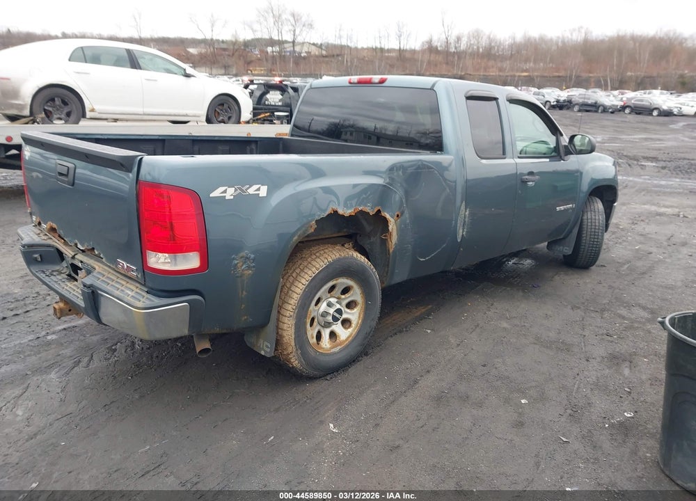 2008 GMC SIERRA 1500 WORK TRUCK VIN: 2GTEK19C081236568