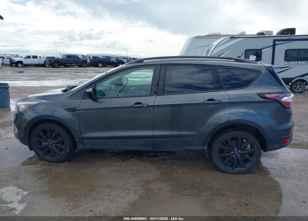2018 FORD ESCAPE SE VIN: 1FMCU9GD1JUD61712