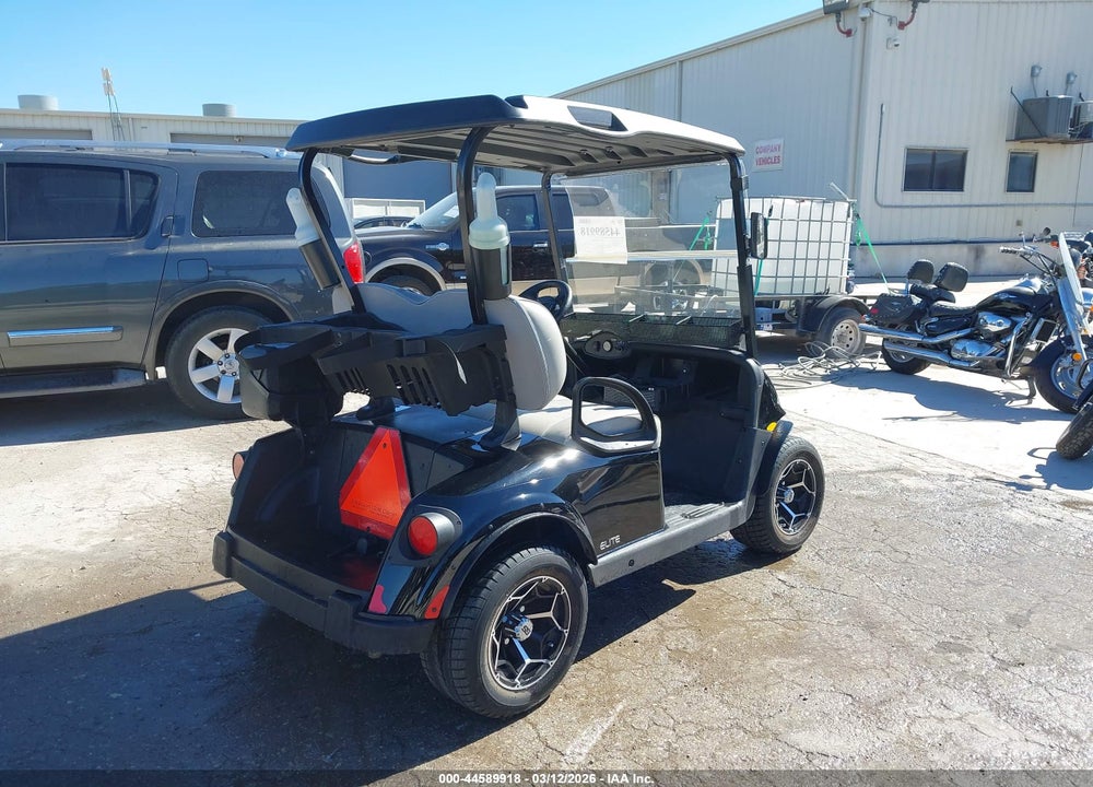 2023 EZ GO ELITE ELECTRIC GOLF VIN: 00000000005690604