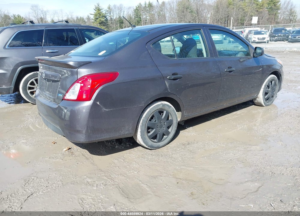 2015 NISSAN VERSA 1.6 S+ VIN: 3N1CN7AP0FL887911