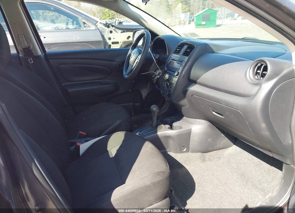 2015 NISSAN VERSA 1.6 S+ VIN: 3N1CN7AP0FL887911