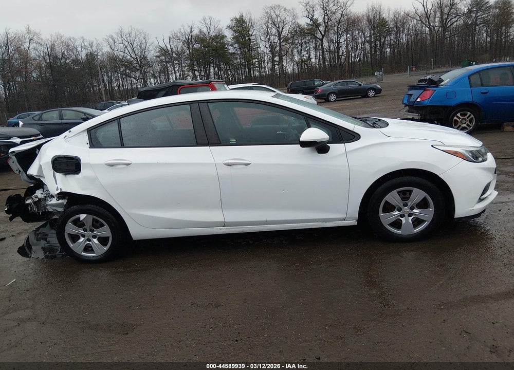 2017 CHEVROLET CRUZE LS AUTO VIN: 1G1BC5SM1H7135867