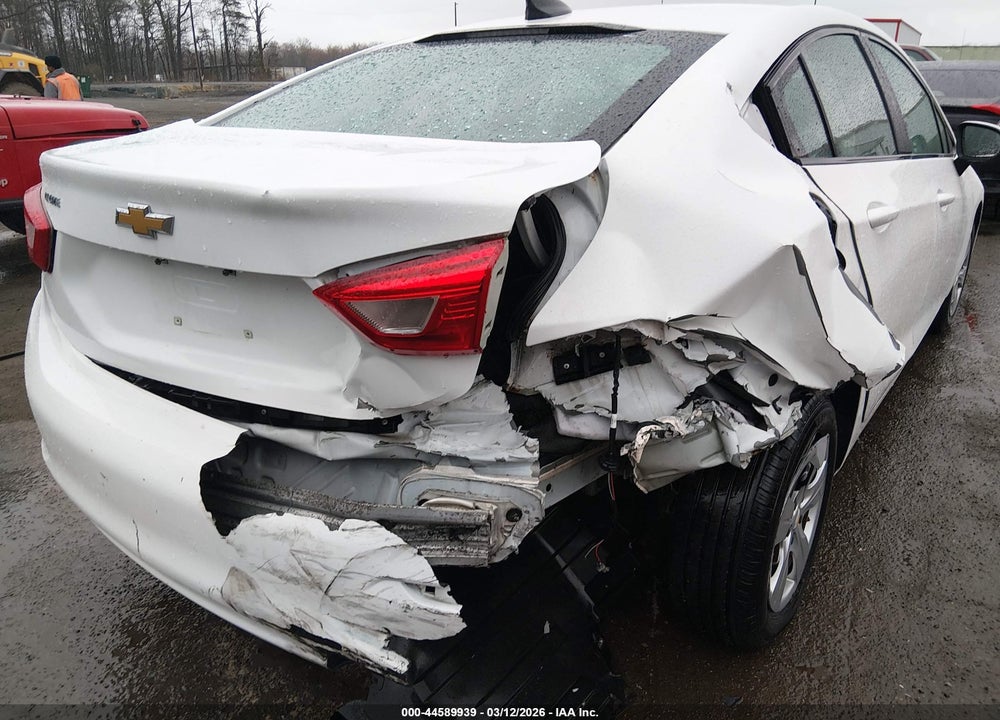 2017 CHEVROLET CRUZE LS AUTO VIN: 1G1BC5SM1H7135867