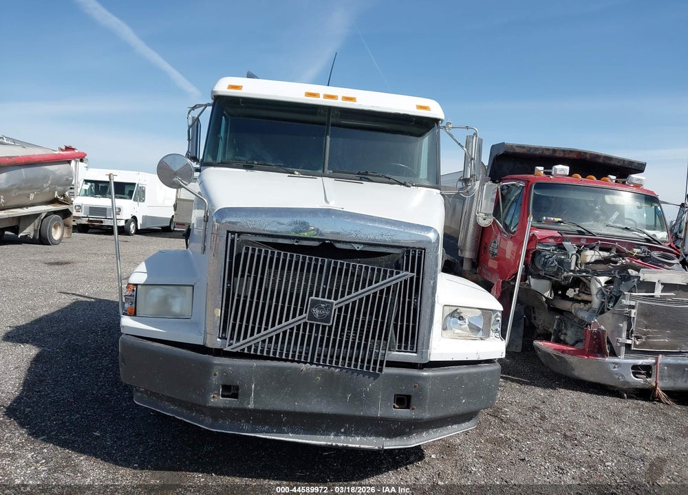 1996 VOLVO AERO WIA VIN: 4V4WDBPF4TN717243
