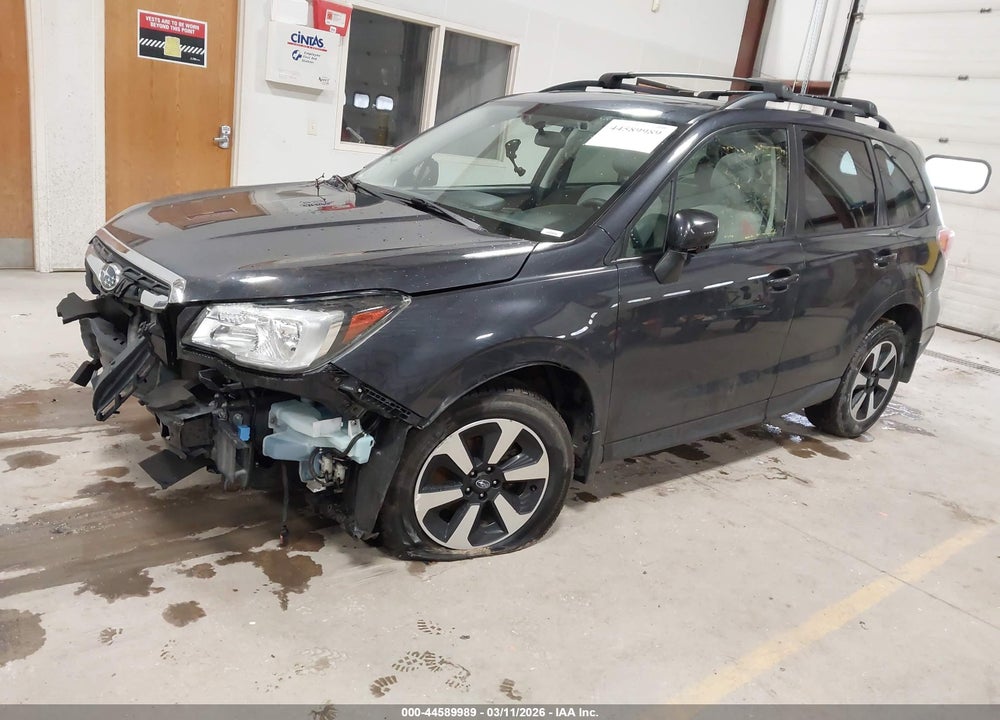 2018 SUBARU FORESTER 2.5I PREMIUM VIN: JF2SJAGC8JH601737