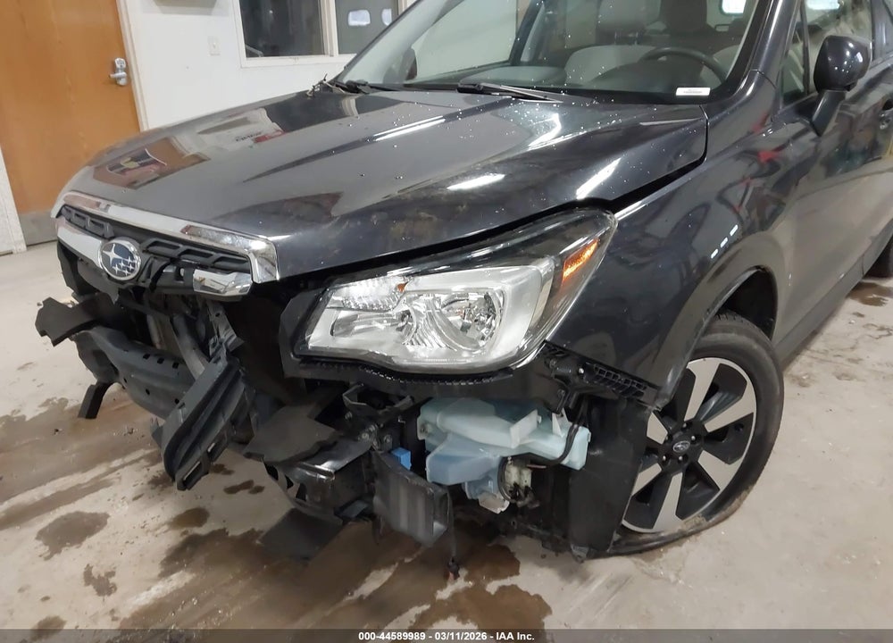 2018 SUBARU FORESTER 2.5I PREMIUM VIN: JF2SJAGC8JH601737
