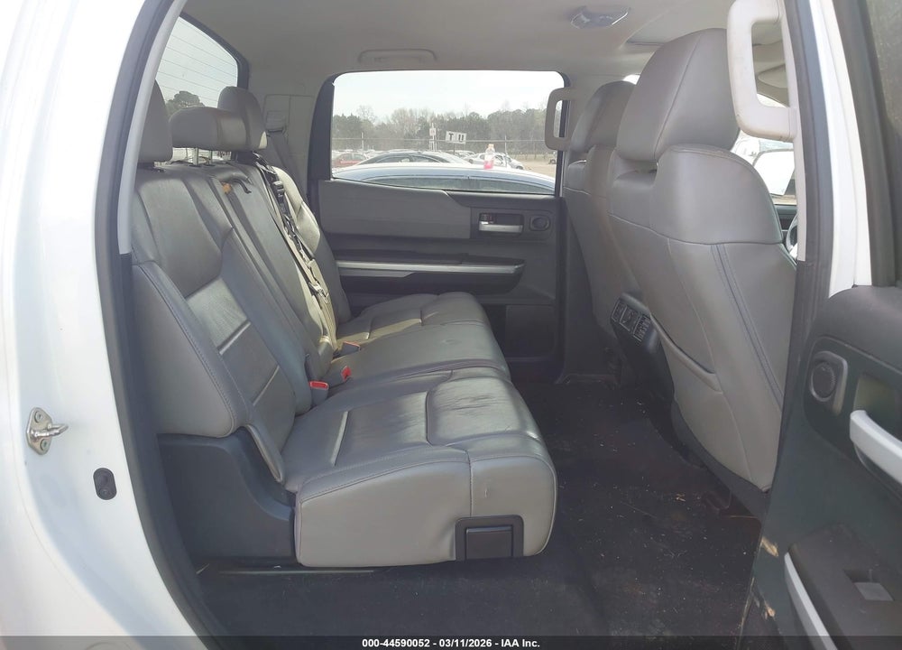 2016 TOYOTA TUNDRA LIMITED 5.7L V8 VIN: 5TFFW5F11GX209559