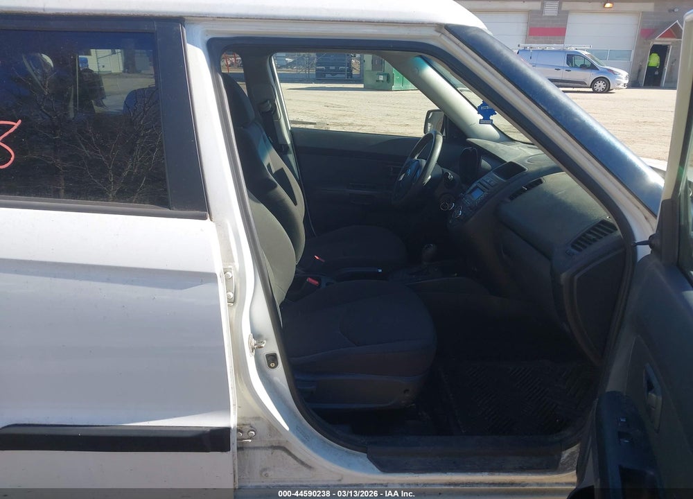 2013 KIA SOUL VIN: KNDJT2A58D7760675