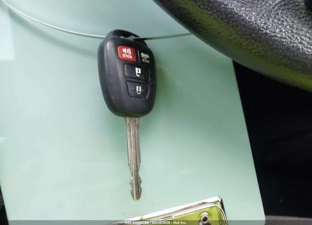 2014 TOYOTA COROLLA LE PLUS VIN: 5YFBURHE2EP074454