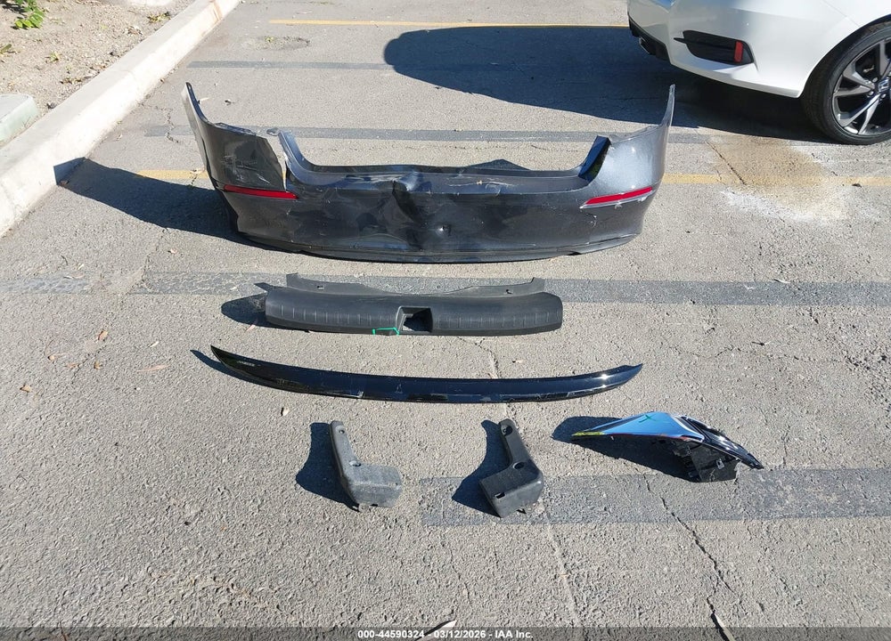 2022 HONDA CIVIC LX VIN: 2HGFE2F22NH533312
