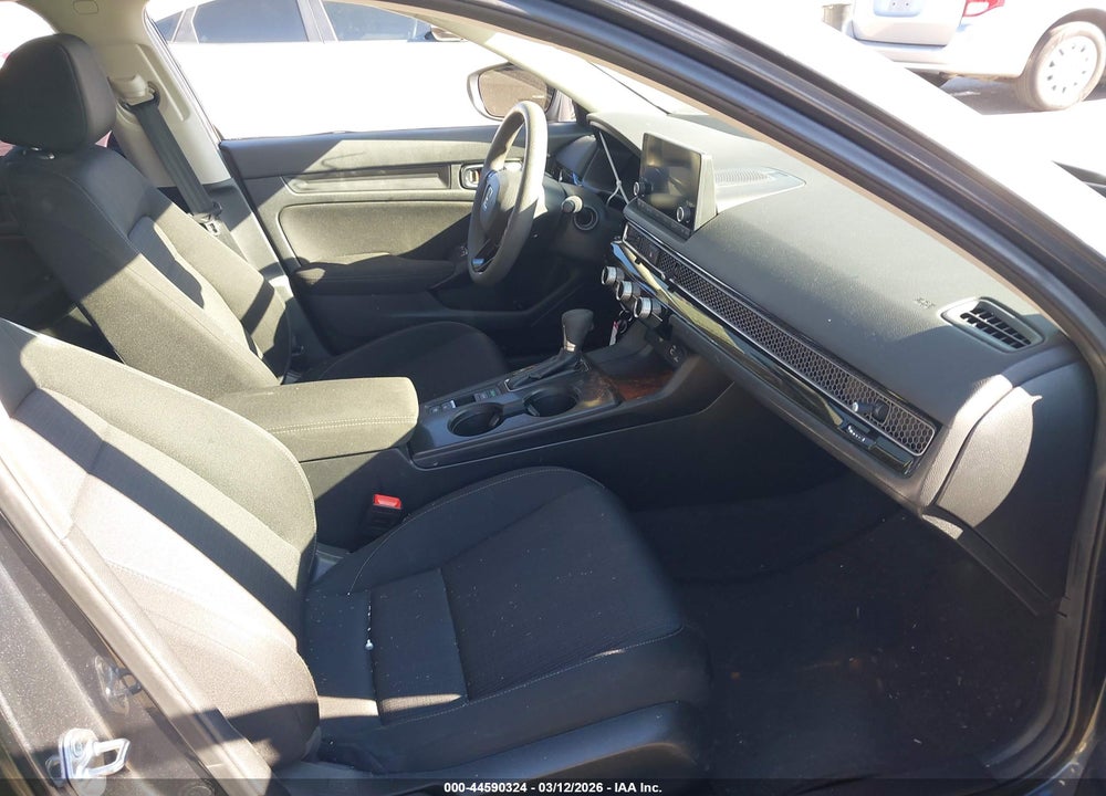 2022 HONDA CIVIC LX VIN: 2HGFE2F22NH533312